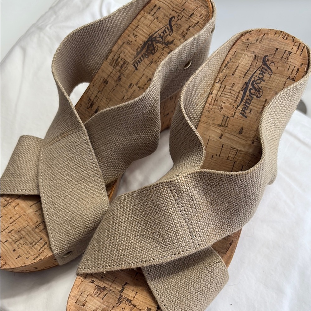 Lucky Brand size 10 Beige Canvas cork Wedge Sandals